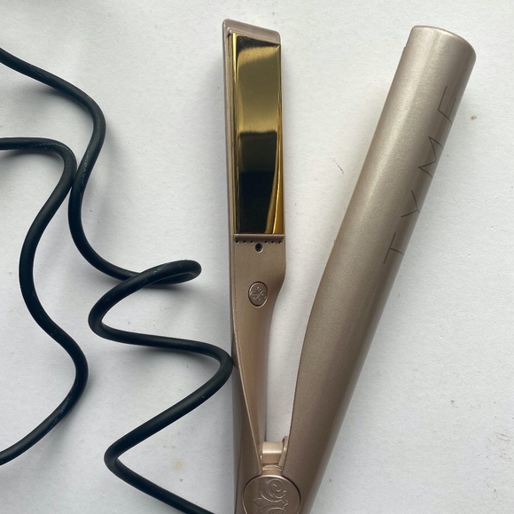 TYME Iron Pro All-In-One Hair Iron